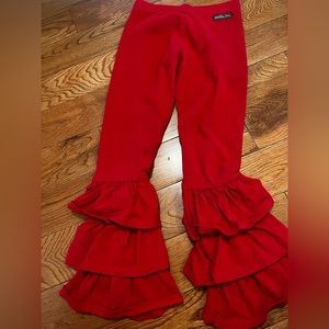 Size 8 ruffle pants. See description flaw